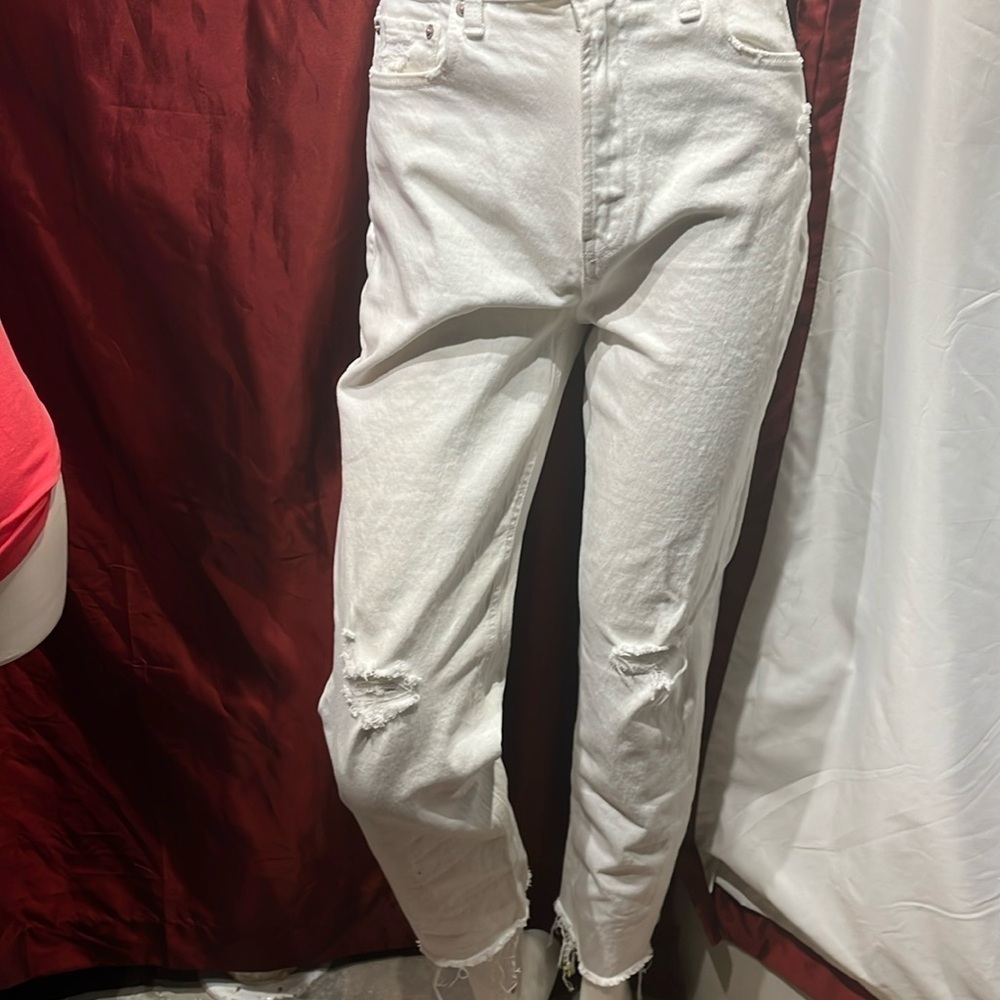NWOT gap size 8 white boyfriend jeans